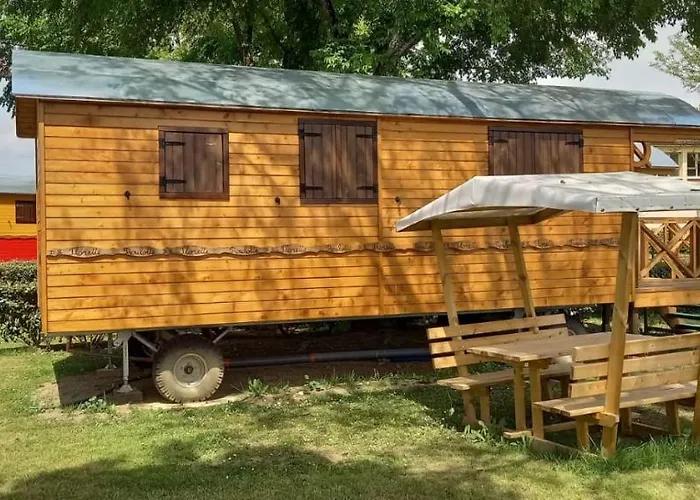 Onlycamp Du Rouergue Campingplatz Villefranche-de-Rouergue